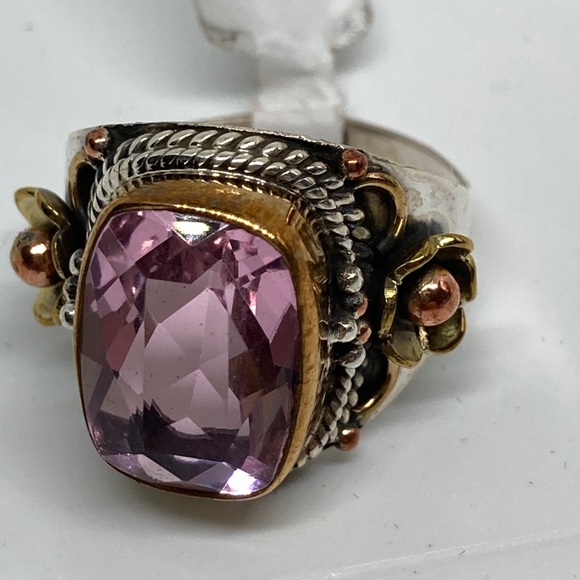 ONE OF A KIND RING - Picture 7 of 9